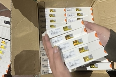 Tạm giữ gần 9.000 sản phẩm máy hút thuốc lá điện tử nghi nhập lậu