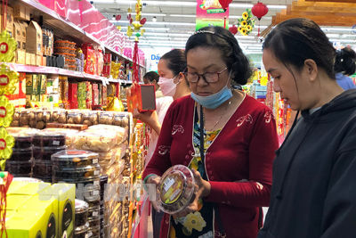 Cao điểm chống buôn lậu, gian lận thương mại, hàng giả dịp Tết Nguyên đán Quý Mão năm 2023