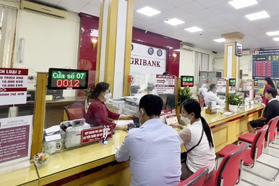 Hóa giải thách thức trong điều hành lãi suất năm 2023