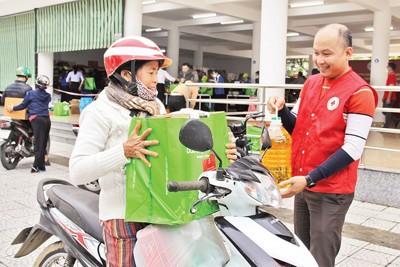 Ấm áp Tết Nhân ái