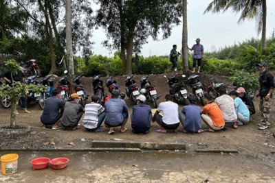 'Cờ bạc là bác thằng bần'