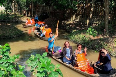 Về miền Tây du Xuân