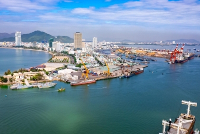 Các trung tâm kinh tế biển sẽ tạo đà cất cánh cho miền Trung?