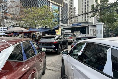 Bộ Giao thông Vận tải thông tin "nóng" gỡ khó ùn tắc đăng kiểm 
