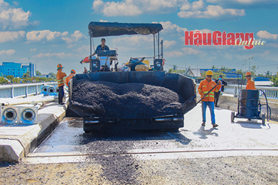 Tỉnh Hậu Giang đẩy nhanh tiến độ các dự án đầu tư công