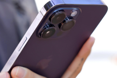 iPhone đắt nhất luôn bán chạy ở Việt Nam nhưng doanh số giảm ở thị trường toàn cầu