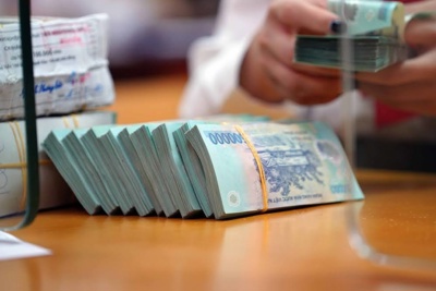 Thanh khoản dồi dào khiến mặt bằng lãi suất huy động tiếp tục giảm