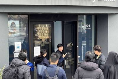 CEO các ngân hàng Mỹ sụp đổ từ chối trả lại hàng triệu USD