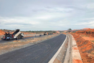 Thúc tiến độ giải ngân vốn đầu tư các công trình giao thông