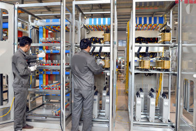 Nghiên cứu giải pháp bù công suất phản kháng tại các trạm biến áp 110/22kv tỉnh Trà Vinh