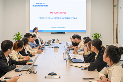 THACO INDUSTRIES tổ chức đào tạo phương pháp lập và trình bày báo cáo tài chính cho cán bộ, nhân viên