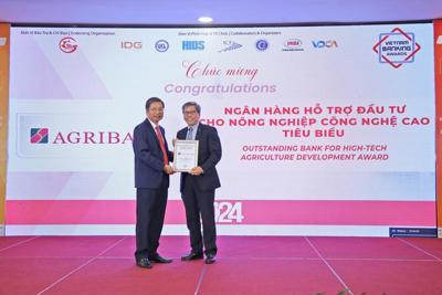 Agribank nhận 03 giải thưởng Ngân hàng Việt Nam tiêu biểu 2024
