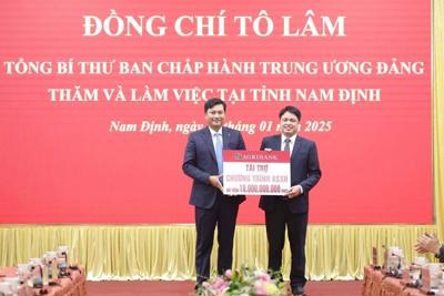 Agribank trao tặng an sinh xã hội tại tỉnh Nam Định nhân dịp Tết Ất Tỵ 2025