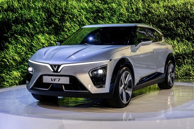VinFast ra mắt 5 mẫu xe điện tại CES 2022, ngừng sản xuất xe xăng cuối năm nay
