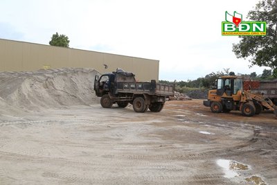 Không để lũng đoạn thị trường vật liệu xây dựng