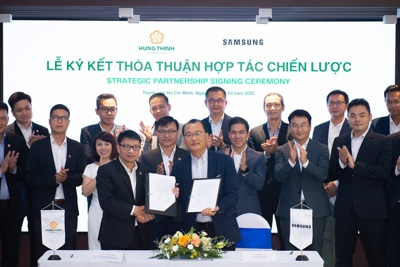 Tập đoàn Hưng Thịnh ký kết hợp tác chiến lược với Samsung Vina