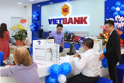 Vietbank Chi nhánh Bắc Sài Gòn tưng bừng khai trương, ngập tràn quà tặng