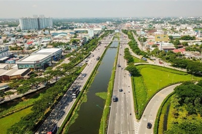 Bất động sản khu Đông tăng mạnh, khu Tây trở thành “đất lành” cho nhà đầu tư