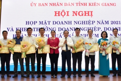 Tuyên dương 37 doanh nghiệp thực hiện tốt công tác nộp ngân sách nhà nước năm 2020