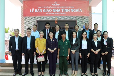 Tập đoàn Hưng Thịnh bàn giao 50 căn nhà tình nghĩa tại tỉnh Vĩnh Long