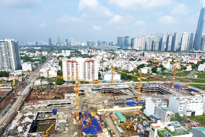 Dự án Raemian Galaxy City bị xử phạt vì thi công công trình không có giấy phép xây dựng