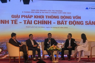 Lo siết tín dụng, nhà đầu tư vẫn kỳ vọng ở kênh đầu tư bất động sản