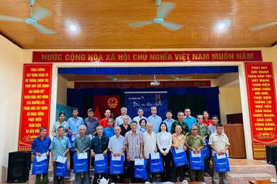 Eximbank tiếp tục triển khai hoạt động về nguồn tại tỉnh Phú Thọ