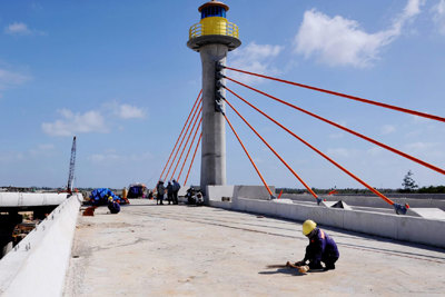 Tạo động lực phát triển mới từ các dự án lớn