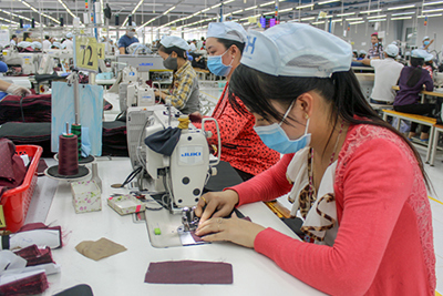 Cùng doanh nghiệp vượt khó