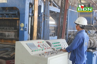 Tập trung đưa công nghiệp thành ngành trọng điểm