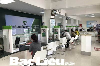 Ngân hàng thương mại đẩy mạnh hỗ trợ doanh nghiệp bị ảnh hưởng dịch COVID-19