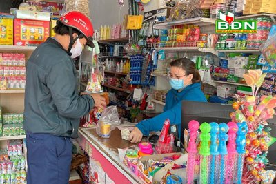 Xem xét giải pháp giảm 50% thuế cho hộ kinh doanh