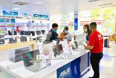 Thị trường công nghệ đắt hàng nhờ học online