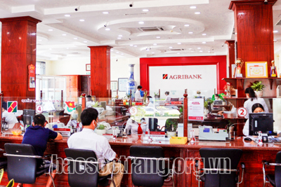 Đồng hành, chia sẻ khó khăn với người dân, doanh nghiệp bị ảnh hưởng bởi dịch COVID-19