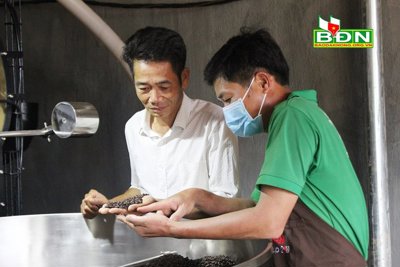 Nông dân vẫn "đói" thông tin thị trường