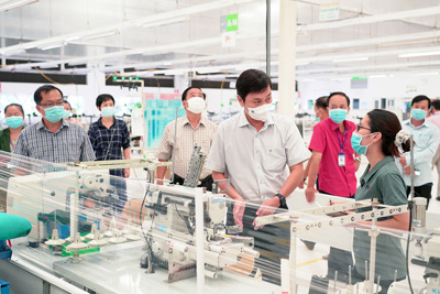 Đẩy mạnh thực hiện các nhóm giải pháp để phục hồi kinh tế