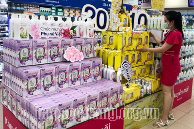 Đa dạng quà tặng dành cho phụ nữ nhân ngày lễ 20/10