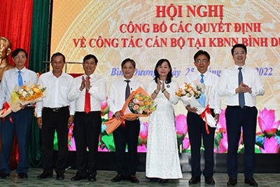Trao quyết định điều động, bổ nhiệm Giám đốc Kho bạc Nhà nước tỉnh Bình Dương và Đồng Nai