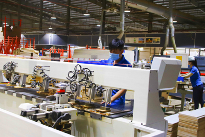 Hỗ trợ doanh nghiệp phục hồi sản xuất
