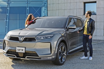Vinfast nhận đơn hàng bán hơn 2.500 xe VF 8 và VF 9 cho Autonomy