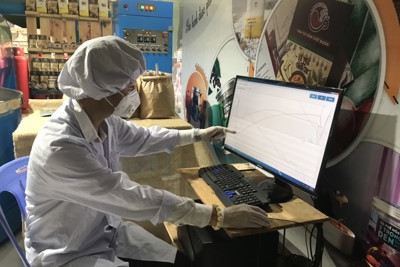Còn nhiều khó khăn khi giao dịch xuyên biên giới