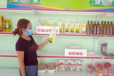 Hỗ trợ nông dân tiêu thụ sản phẩm OCOP 
