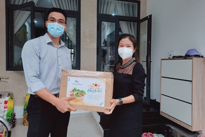 Tập đoàn Thắng Lợi tặng hơn 2.000 thùng quà đến khách hàng trong mùa dịch 