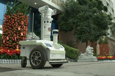 [Video] Robot kết nối 5G được sử dụng để giảm lây nhiễm nCoV