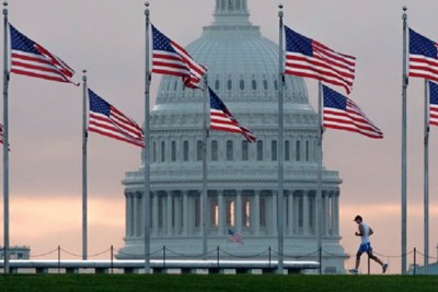 Thâm hụt thương mại Mỹ đã tăng thêm 100 tỷ USD từ khi Tổng thống Trump nhậm chức?