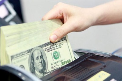 Giá USD liên tiếp lập kỷ lục mới