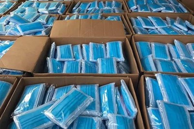 [Video] Phạt 70 triệu đồng cơ sở sản xuất khẩu trang chui