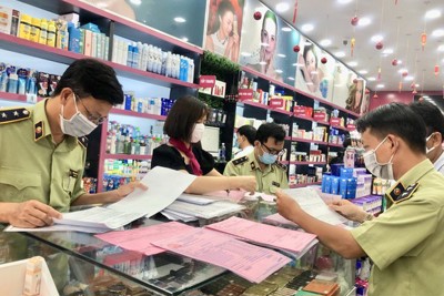 [Video] Hàng nghìn mỹ phẩm bị thu giữ tại Ansan Cosmetics