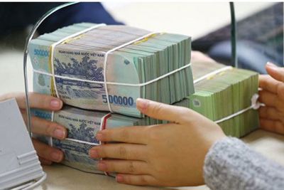 Hỗ trợ khách hàng bị thiệt hại do ảnh hưởng của hạn hán, xâm nhập mặn 
