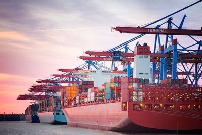 Số liệu xuất nhập khẩu hàng hóa, dịch vụ quý I/2021